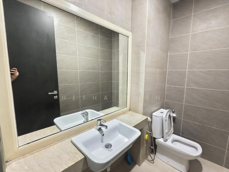 3-storey Terraced House for Sale in Ampang (Kuala Lumpur) - Hetha Chan - Bathroom - PropertyGuru.com.my
