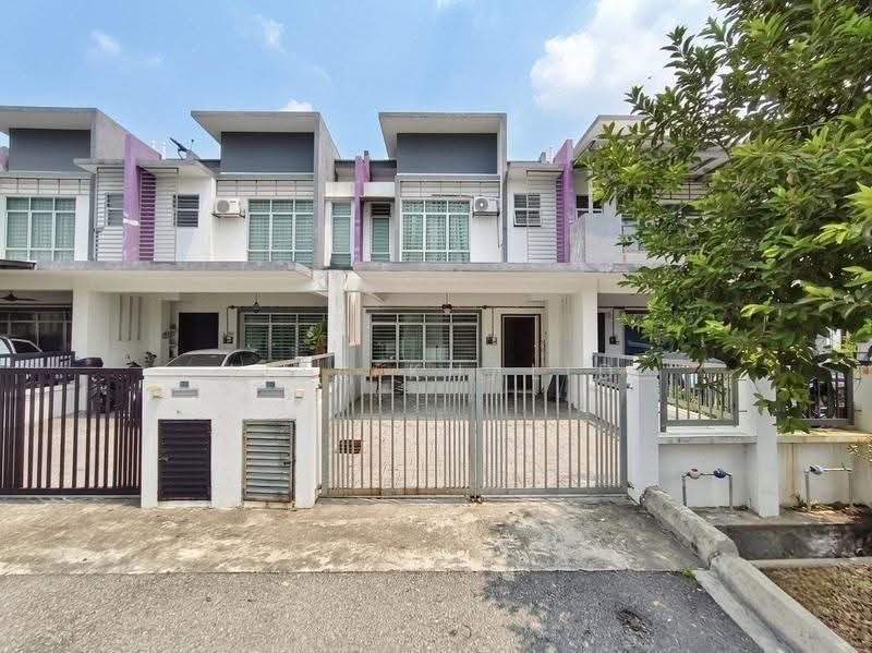 Rumah Teres 2-Tingkat untuk Dijual di Bandar Puncak Alam (Puncak Alam) - Liza Khalid - PropertyGuru.com.my
