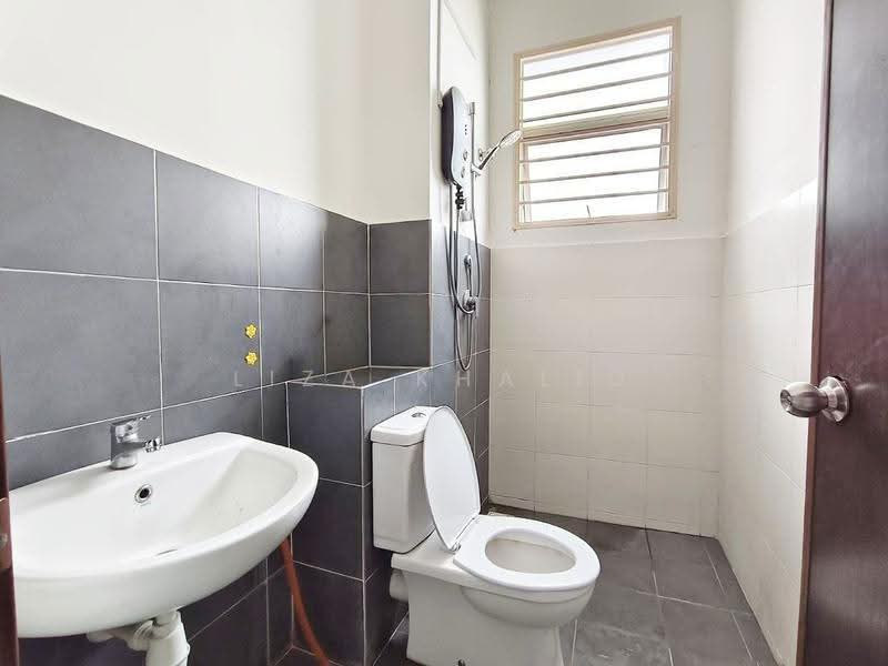 Rumah Teres 2-Tingkat untuk Dijual di Bandar Puncak Alam (Puncak Alam) - Liza Khalid - PropertyGuru.com.my