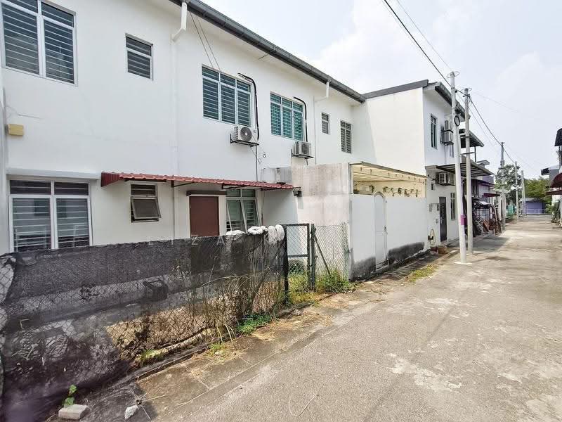 Rumah Teres 2-Tingkat untuk Dijual di Bandar Puncak Alam (Puncak Alam) - Liza Khalid - PropertyGuru.com.my