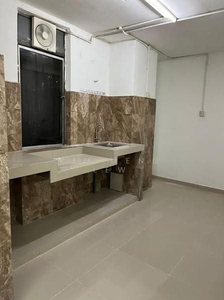 Shop / Office untuk Dijual di Kepong (Kuala Lumpur) - Kim Meng Lew - Kitchen - PropertyGuru.com.my