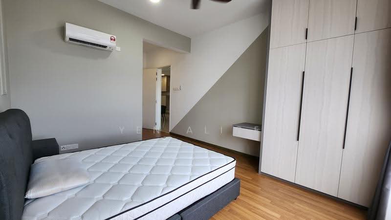Condominium for Rent at Chymes Condo @ Gurney KL (Faber Antara Condominium) - Yen Alice - Master Bedroom - PropertyGuru.com.my