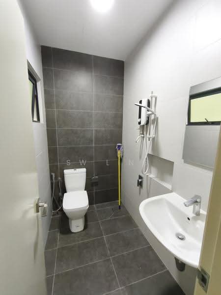 Kondominium untuk Disewa di Ara Sentral - SW Ling - Bathroom 2 - PropertyGuru.com.my