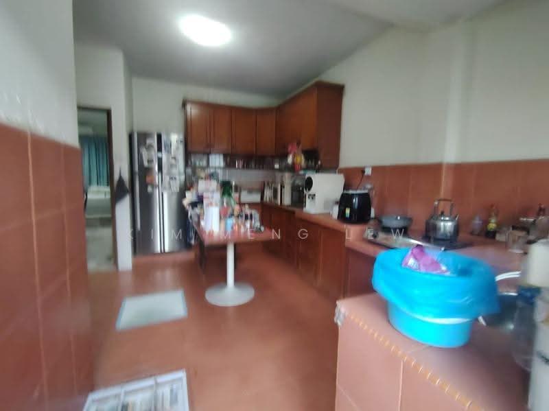 2-storey Terraced House for Sale in Taman Bukit Maluri (Kepong) - Kim Meng Lew - Kitchen - PropertyGuru.com.my