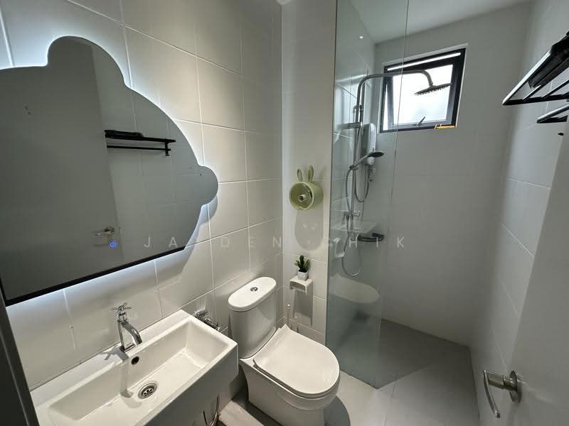 Kondominium untuk Disewa di Resilion Residence - Jayden Chik - Bathroom - PropertyGuru.com.my
