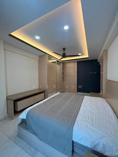 Kondominium untuk Disewa di Gold Coast Resort Condominium - Alex Lim - Bedroom - PropertyGuru.com.my