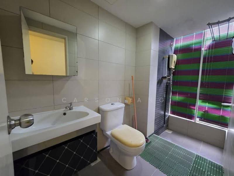 Kondominium untuk Disewa di Ocean View Residences - Carson Ang - Bathroom - PropertyGuru.com.my