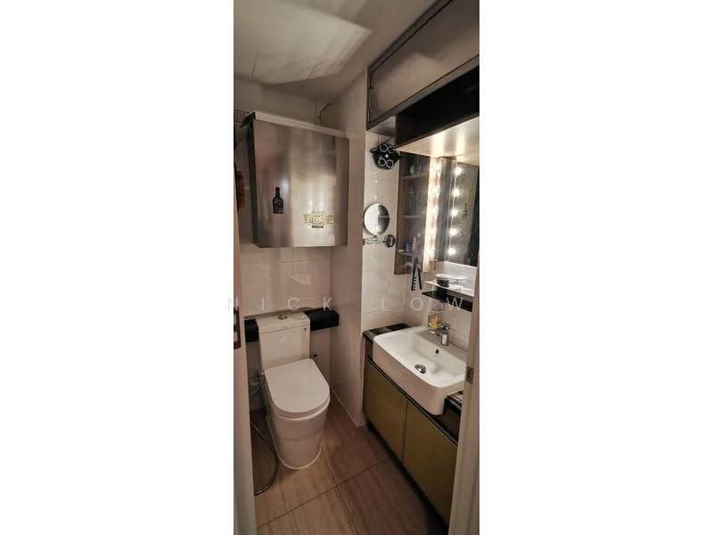 Kediaman Servis untuk Disewa di Country Garden Central Park - Nick Low - Bathroom - PropertyGuru.com.my