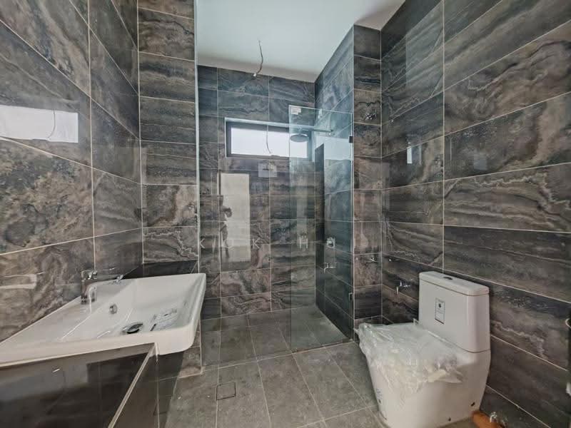 Rumah Kluster untuk Dijual di Taman Impian Emas (Skudai) - Kok Hui - Bathroom - PropertyGuru.com.my