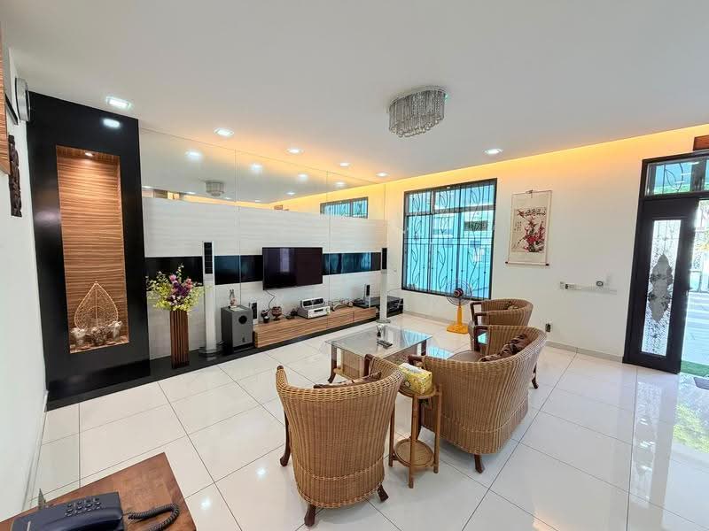 2-storey Terraced House for Sale in Setia Tropika (Johor Bahru) - Sky Tan - Living Room - PropertyGuru.com.my