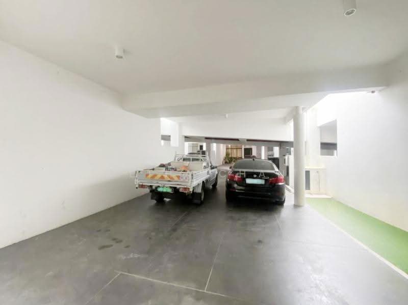 3-storey Terraced House for Sale in Ampang (Kuala Lumpur) - Hetha Chan - Car Park - PropertyGuru.com.my