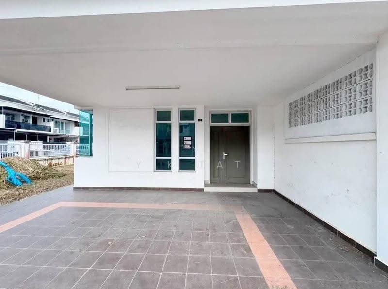 Rumah Teres 2-Tingkat untuk Dijual di Bandar Uda Utama (Johor Bahru) - Yik Tat - Exterior - PropertyGuru.com.my