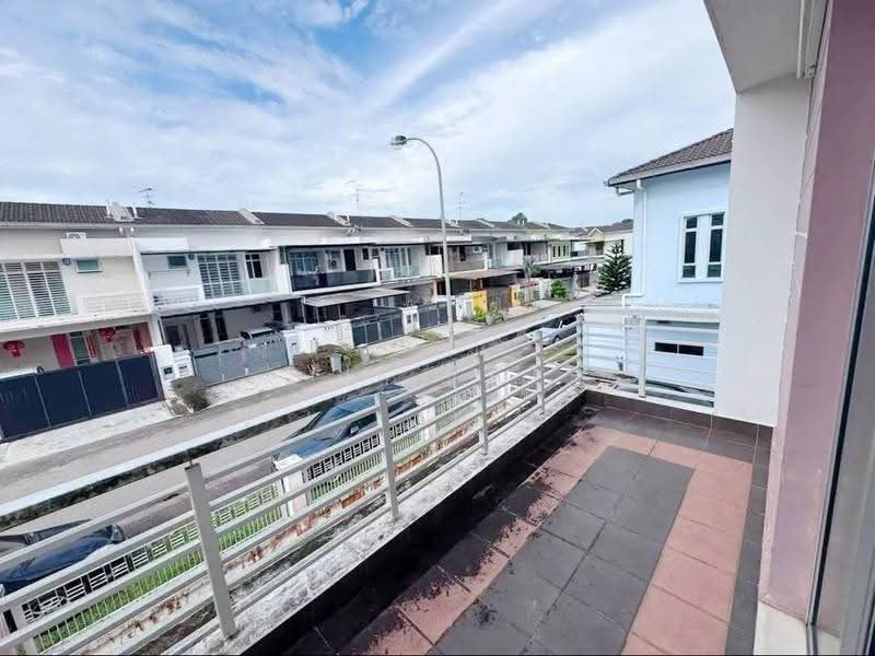 Rumah Teres 2-Tingkat untuk Dijual di Bandar Uda Utama (Johor Bahru) - Yik Tat - Exterior - PropertyGuru.com.my