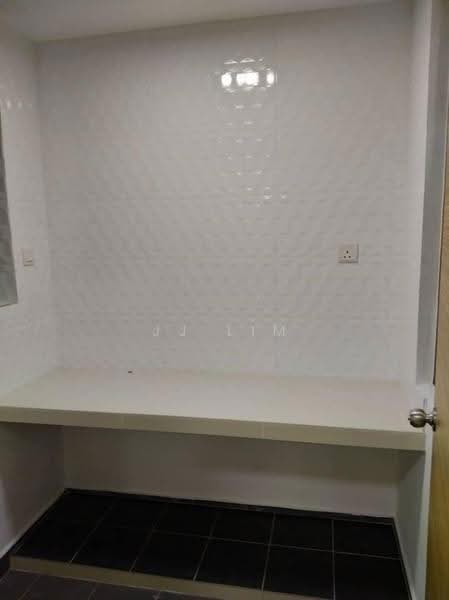 Service Residence for Rent at Pearl Suria - JJ Lim - PropertyGuru.com.my