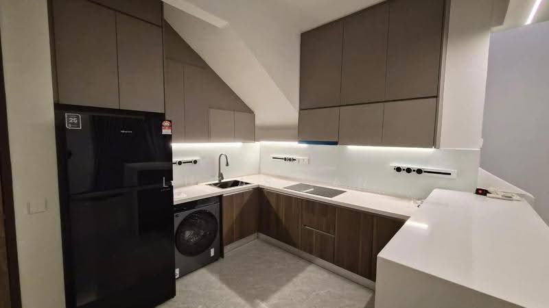 Kondominium untuk Dijual di The Reach @ Titiwangsa - Lucas Tan - Kitchen - PropertyGuru.com.my