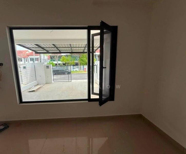 Terraced House for Rent in Bandar Dato Onn (Tebrau) - Nick Low - Entrance - PropertyGuru.com.my