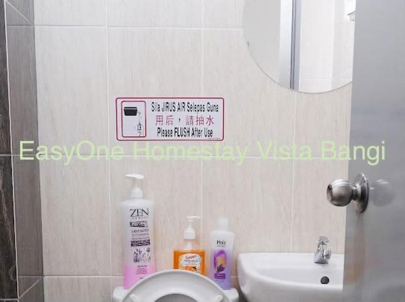 Kondominium untuk Disewa di Vista Bangi - Ruqayyah Hashim - Bathroom - PropertyGuru.com.my