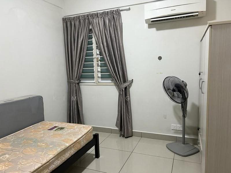Condominium for Sale at First Residence (Residensi Unggul) - Kim Meng Lew - Bedroom - PropertyGuru.com.my