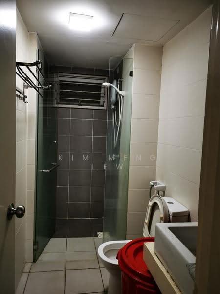 Condominium for Sale at First Residence (Residensi Unggul) - Kim Meng Lew - Bathroom - PropertyGuru.com.my