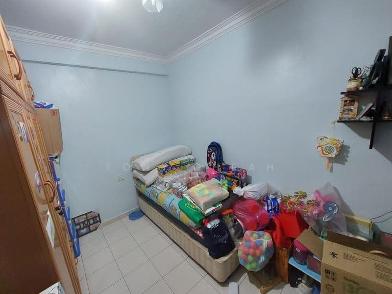Pangsapuri untuk Dijual di Sri Impian Apartment - Tony Cheah - Bedroom - PropertyGuru.com.my
