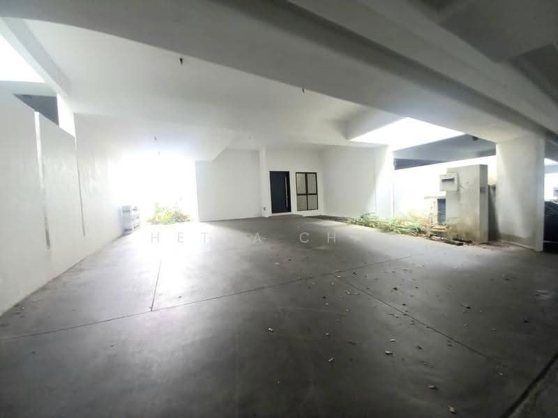 Banglo Lot Kosong untuk Dijual di Ampang (Kuala Lumpur) - Hetha Chan - Car Park - PropertyGuru.com.my