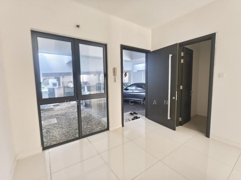 Banglo Lot Kosong untuk Dijual di Ampang (Kuala Lumpur) - Hetha Chan - Entrance - PropertyGuru.com.my