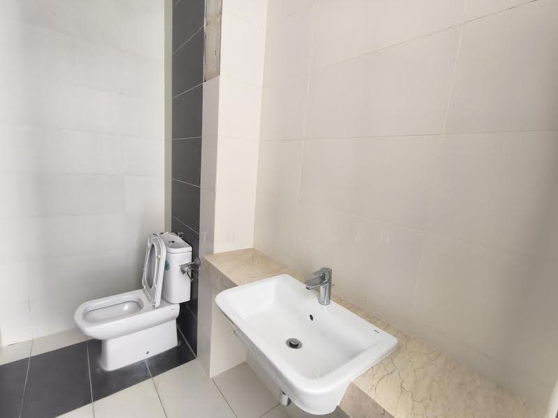 Banglo Lot Kosong untuk Dijual di Ampang (Kuala Lumpur) - Hetha Chan - Bathroom - PropertyGuru.com.my