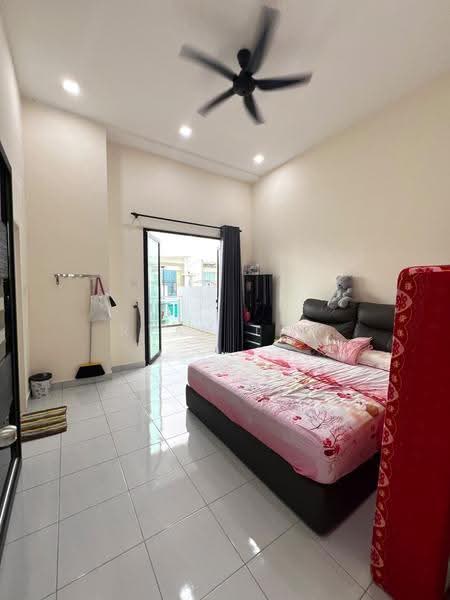 Rumah Teres untuk Dijual di Masai (Johor) - Ryan Tan - Bedroom - PropertyGuru.com.my