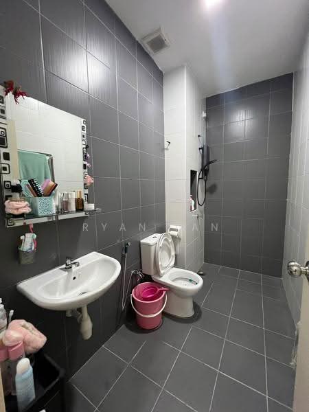 Rumah Teres untuk Dijual di Masai (Johor) - Ryan Tan - Bathroom - PropertyGuru.com.my