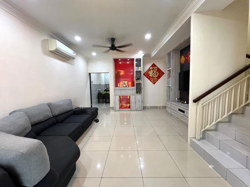 Rumah Teres untuk Dijual di Masai (Johor) - Ryan Tan - Living Room - PropertyGuru.com.my