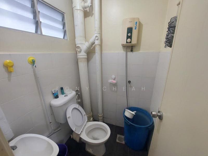 Apartment for Sale at Sri Ivori Apartment - Tony Cheah - Bathroom - PropertyGuru.com.my