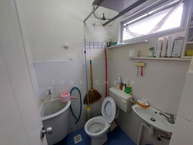 Apartment for Sale at Sri Ivori Apartment - Tony Cheah - Bathroom - PropertyGuru.com.my