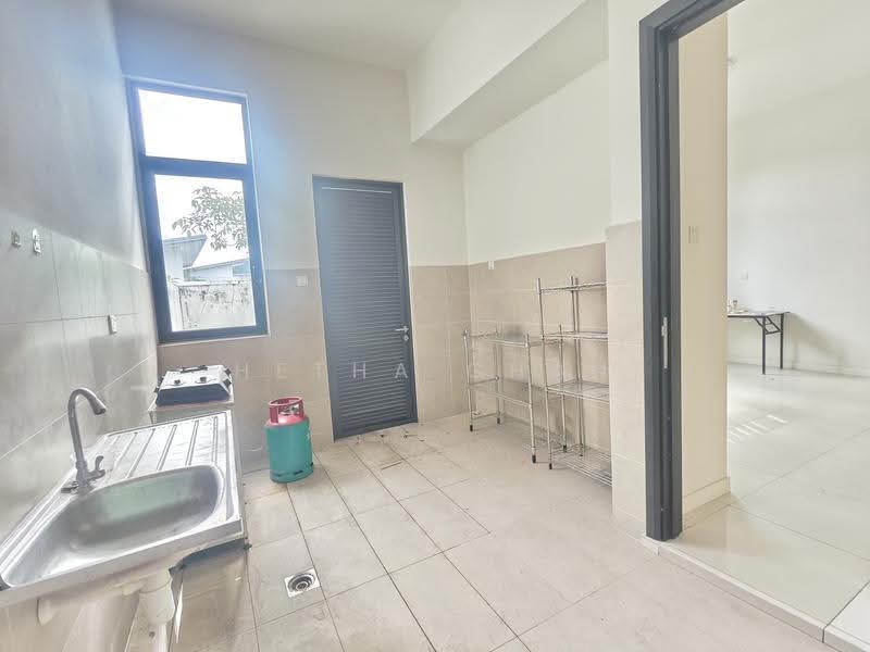 3-storey Terraced House for Sale in Ampang (Kuala Lumpur) - Hetha Chan - Kitchen - PropertyGuru.com.my