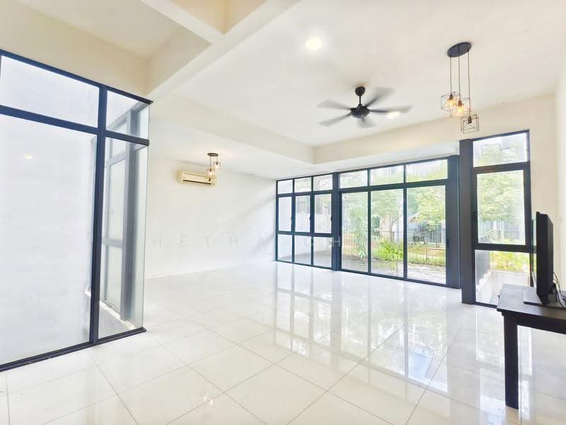 3-storey Terraced House for Sale in Ampang (Kuala Lumpur) - Hetha Chan - Living Room - PropertyGuru.com.my
