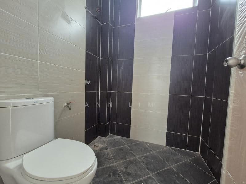Bungalow House for Sale in Paya Rumput (Melaka) - Ann Lim - Bathroom - PropertyGuru.com.my
