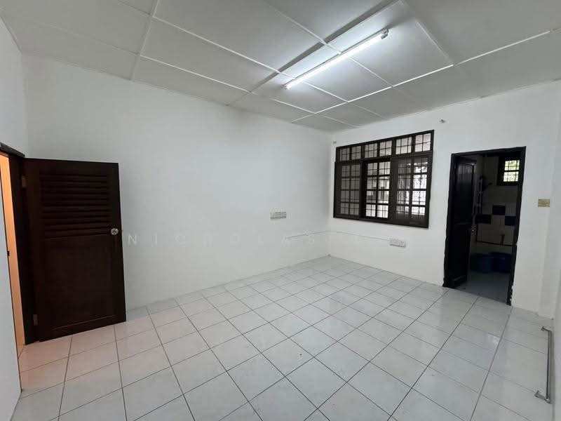 Rumah Teres 2-Tingkat untuk Dijual di Kuching (Sarawak) - Nicholas Tan - PropertyGuru.com.my