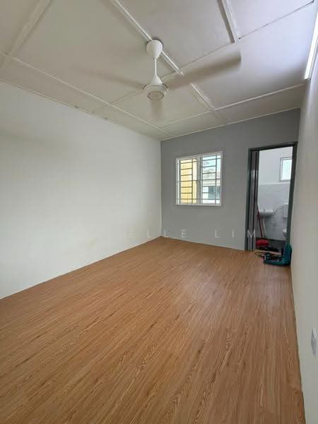 2-storey Terraced House for Sale in Taman Mawar (Pasir Gudang) - Michelle Lim - Interior - PropertyGuru.com.my