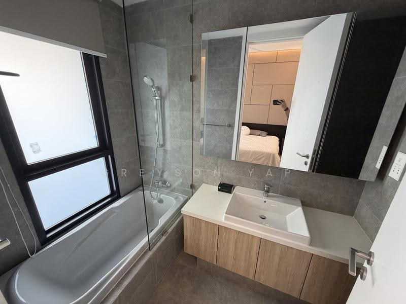Kediaman Servis untuk Disewa di Kami - Greyson Yap - Bathroom - PropertyGuru.com.my