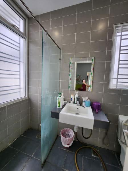Semi-Detached House for Rent in Cyberjaya (Selangor) - Halim Mazlan - Bathroom - PropertyGuru.com.my