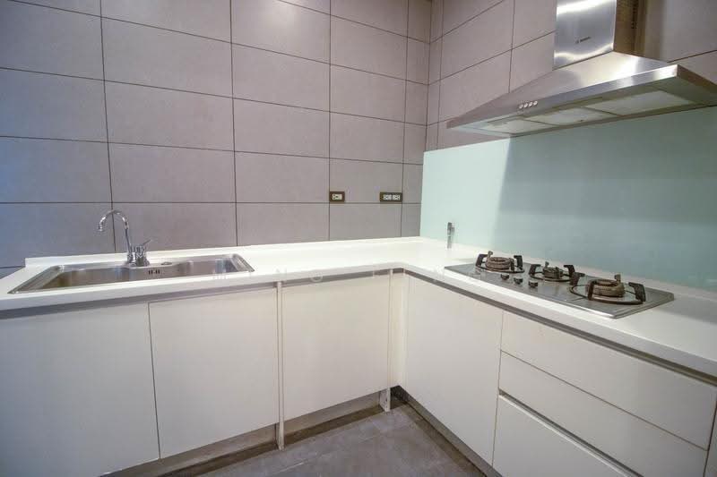 Kondominium untuk Dijual di The Pearl KLCC - Ming Feng - Kitchen - PropertyGuru.com.my