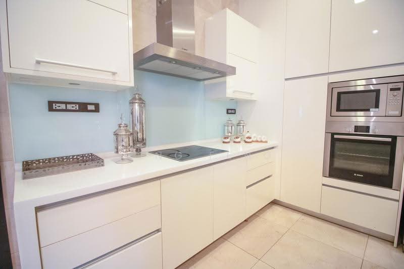 Kondominium untuk Dijual di The Pearl KLCC - Ming Feng - Kitchen - PropertyGuru.com.my