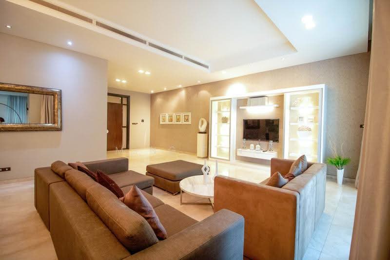 Kondominium untuk Dijual di The Pearl KLCC - Ming Feng - Living Room - PropertyGuru.com.my