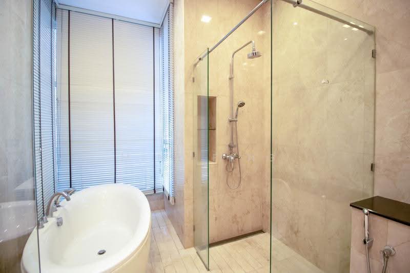 Kondominium untuk Dijual di The Pearl KLCC - Ming Feng - Bathroom - PropertyGuru.com.my