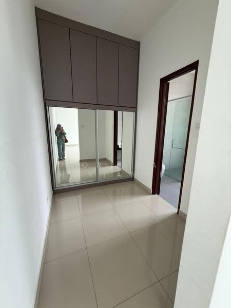 Semi-Detached House for Sale in Taman Melawati (Ulu Kelang) - Norisma Hartanah - master bedroom - PropertyGuru.com.my