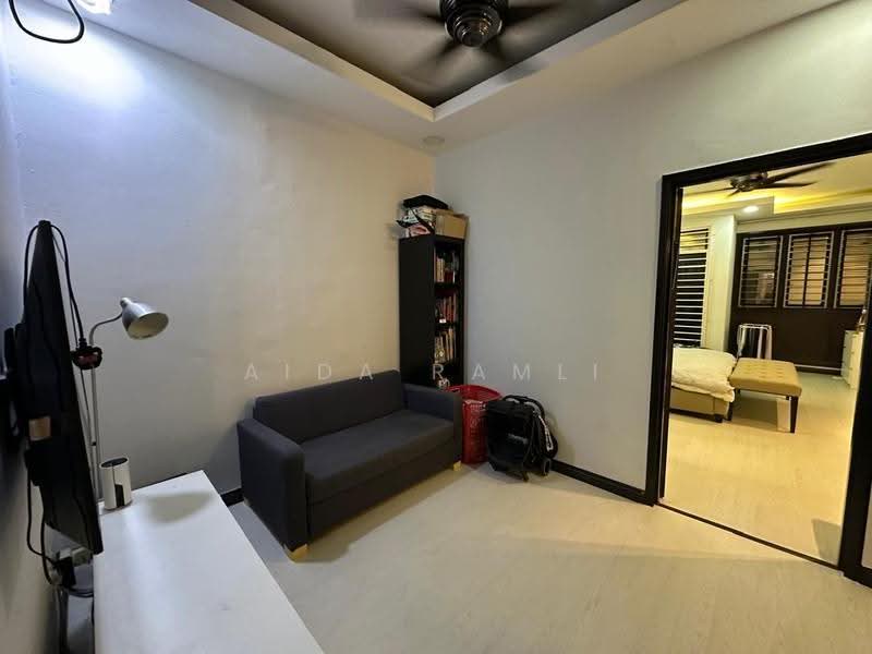 2-storey Terraced House for Sale in Taman Alam Indah (Shah Alam) - Aida Ramli - Living Room - PropertyGuru.com.my