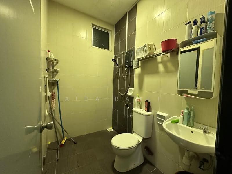 2-storey Terraced House for Sale in Taman Alam Indah (Shah Alam) - Aida Ramli - Bathroom - PropertyGuru.com.my