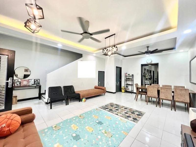 2-storey Terraced House for Sale in Taman Alam Indah (Shah Alam) - Aida Ramli - Living Room - PropertyGuru.com.my