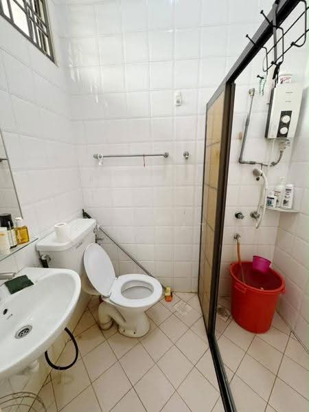 Rumah Teres 1-Tingkat untuk Dijual di Taman Molek (Johor Bahru) - Yik Tat - PropertyGuru.com.my