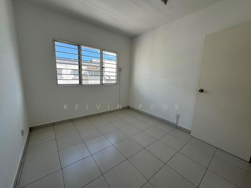Apartment for Sale at Mandarina Court - Kelvin Pook - Interior - PropertyGuru.com.my
