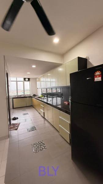 Pangsapuri untuk Disewa di Perdana Villa - Ivy Por - Kitchen - PropertyGuru.com.my